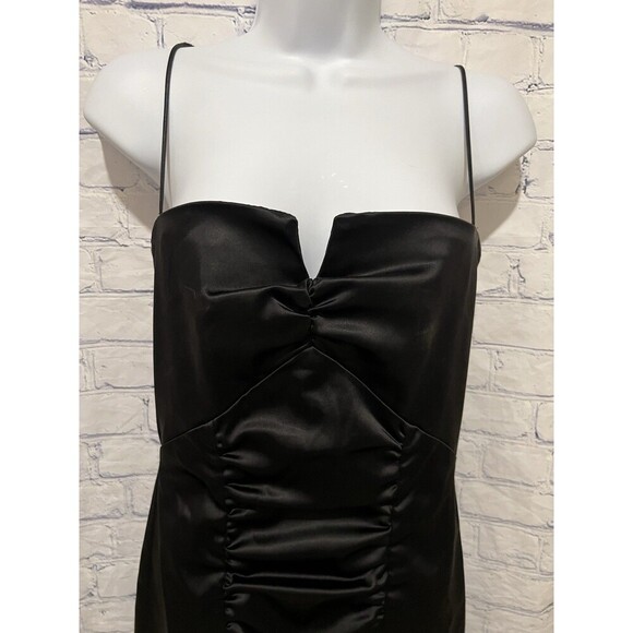 Nicole Miller Collection Black Spaghetti Strap Ruched Cocktail Dress - Size 6 - Picture 2 of 7